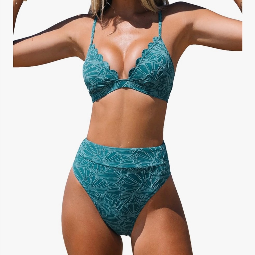 Cupshe Bikini - Picture 3 of 5